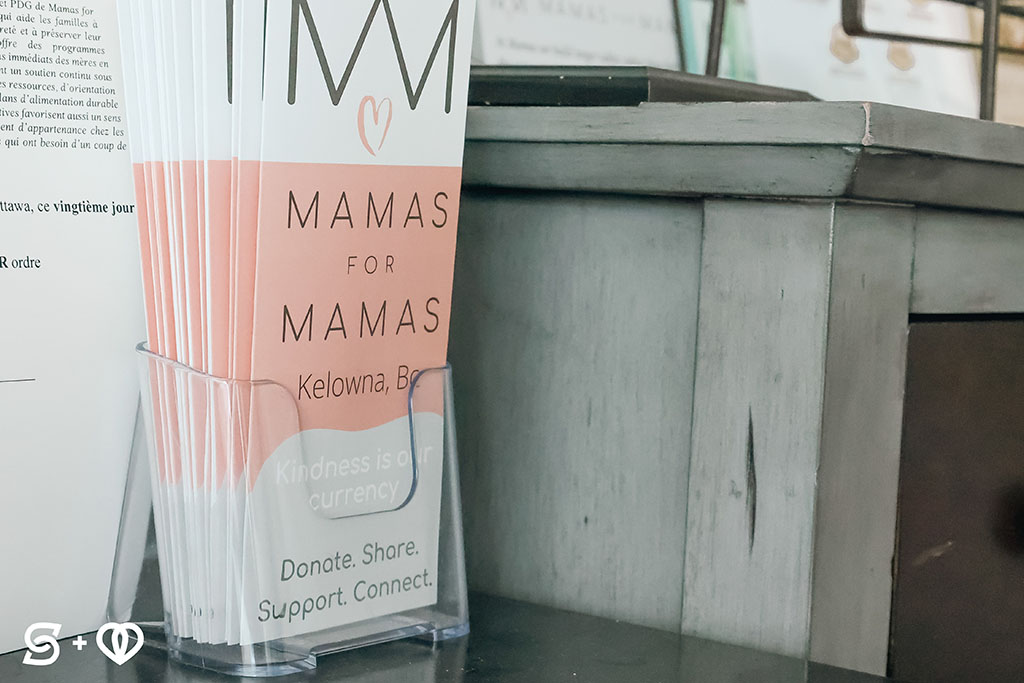 Mamas for Mamas brochures